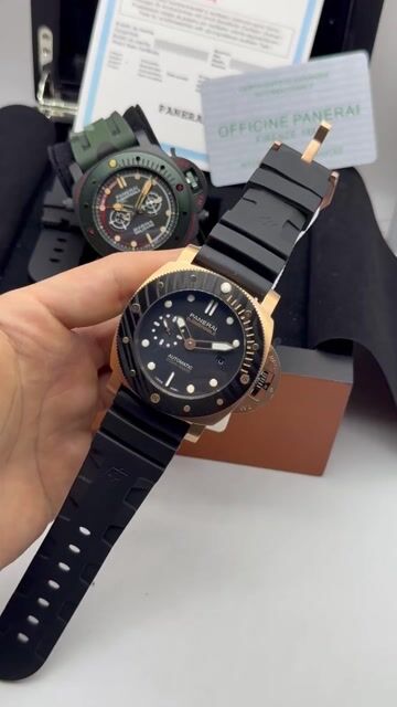 Video de Panerai Submersible 47mm - AÇO DOURADO/MOSTRADOR PRETO - SILICONE