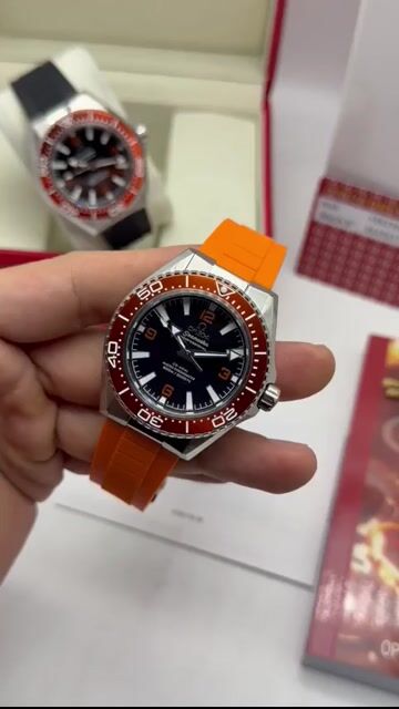 Video de Omega Seamaster 40mm - AÇO/MOSTRADOR PRETO - SILICONE