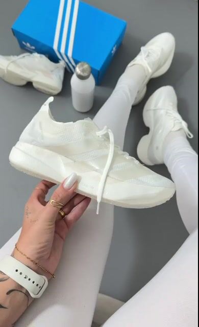 Video de Adidas Adizero Adios Pro 4 Off White Rosa Premium