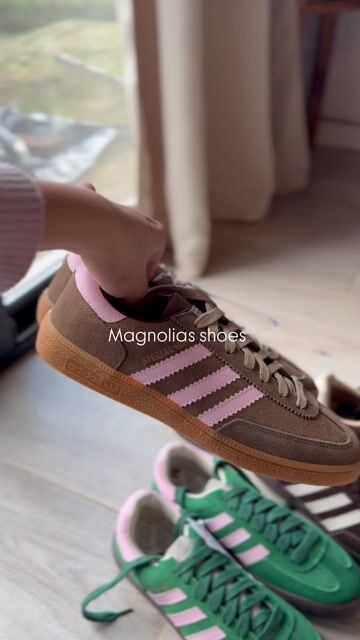 Video de Spezial gris /rosa