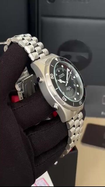 Video de Technos Skydiver ANA DIGI WT2060AC/T1P 44mm - AÇO/MOSTRADOR PRETO