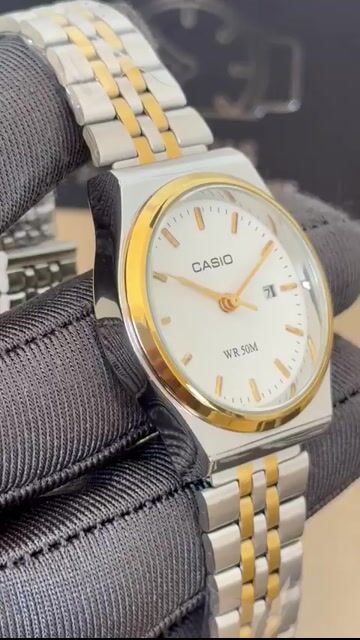 Video de Casio 36mm - AÇO COM DOURADO/MOSTRADOR BRANCO