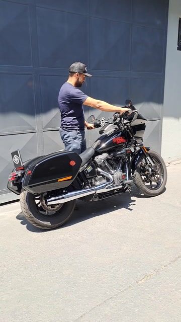 Video de ESCAPE TB BIGGER 2x1 - SOFTAIL M8