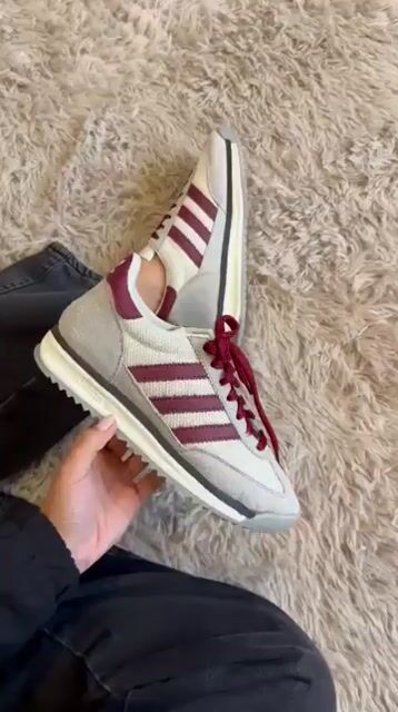 Vídeo de Tênis Adidas SL 72 Branco Bordo Couro Legítimo Feminino