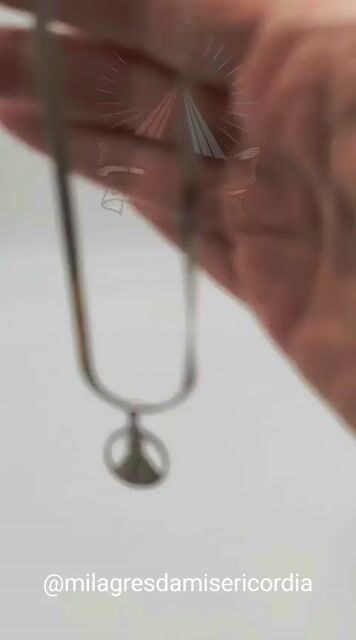 Video de Colar prateado Nossa Senhora Aparecida- medalha oval-inox -