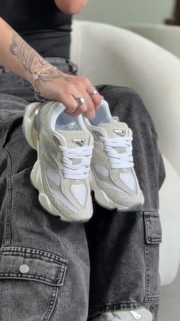Video de New Balance 9060 - Premium