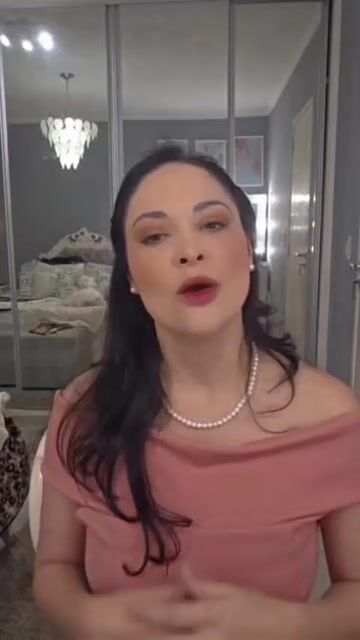 Vídeo de Perla Bella