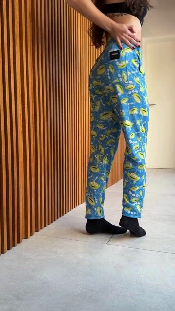 Video de PANTALON LARGO MARCIANITOS TOY STORY (SH111)