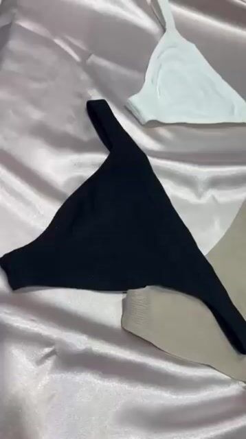 Video de COLALESS TANGA SIN COSTURA (6795)