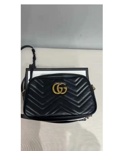 Vídeo de Bolsa Gucci Marmont Camera Bag
