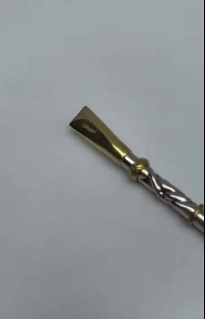 Video de BOMBILLA PICO DE LORO TRENZADA BICOLOR