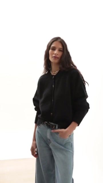 Video de Helena Boutique | Prendas clásicas y atemporales