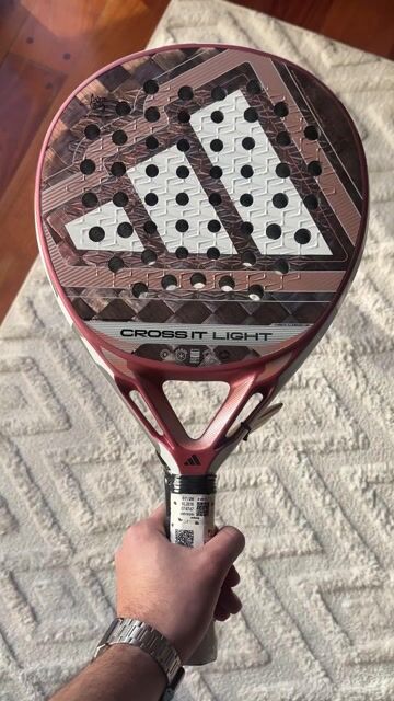 Video de Paleta Adidas Cross It Light 3.5 2026