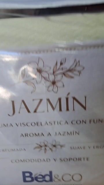 Video de Almohada Bed&Co Jazmín 65x40 | Memory Foam Adaptativa + Funda Aromática Premium
