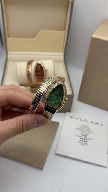 Video de Bvlgari Serpenti Tubogas 33mm - AÇO COM DOURADO/MOSTRADOR VERDE