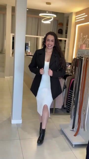 Vídeo de Vestido Júlia regata tricô branco