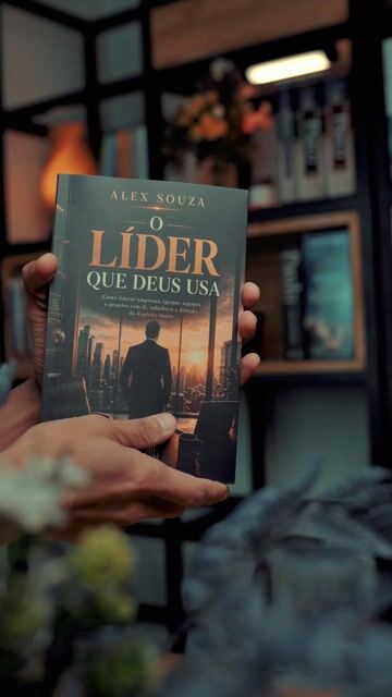 Vídeo de Livraria Cristã Com Cristo - Bíblias, livros evangélicos, vida cristã