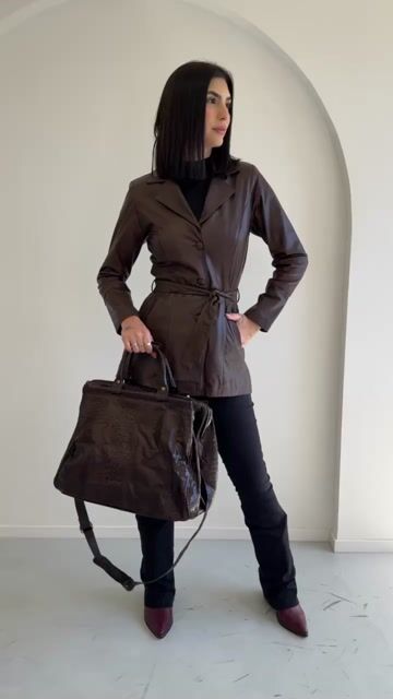 Vídeo de Trench Coat 170 de Couro