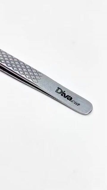 Video de Pinça 75° Diamantada p/ Volume Russo e Mega Volume