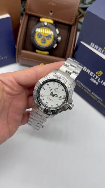 Video de Breitling Avenger Automatic 42mm - AÇO/MOSTRADOR BRANCO