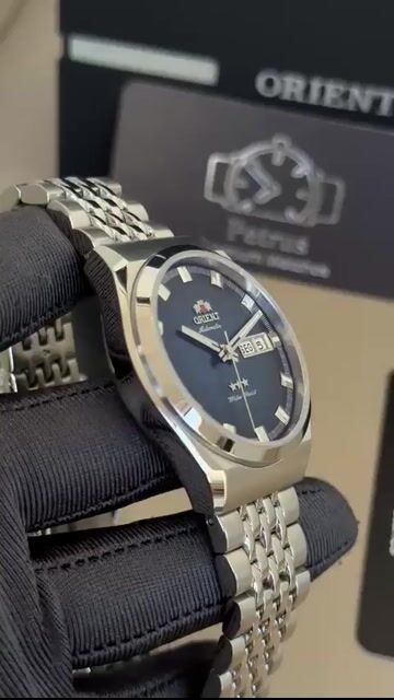 Video de Orient 3 Estrelas Heritage Automático YN6SS014 D1SX 39mm - AÇO/MOSTRADOR AZUL