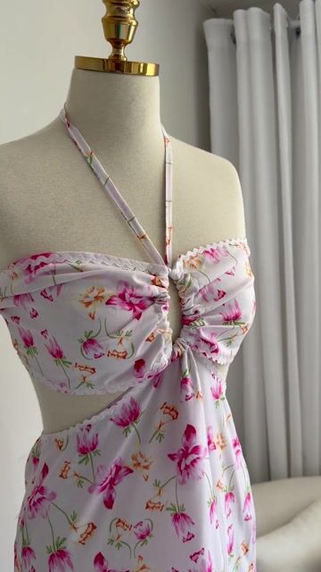 Vídeo de VESTIDO VICK SEMI LONGO FLORAL ROSAL