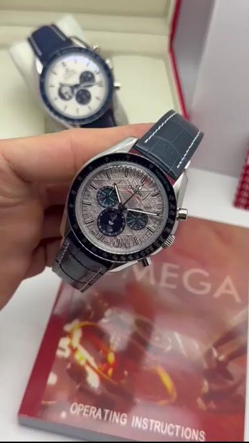 Video de Omega Speedmaster - 40mm - AÇO/MOSTRADOR PRETO - COURO