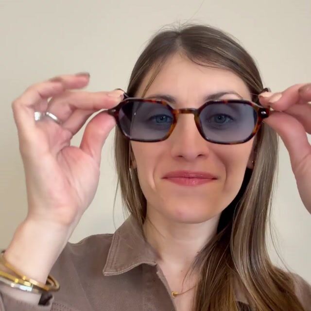Video de Luxor Carey Lente Azul