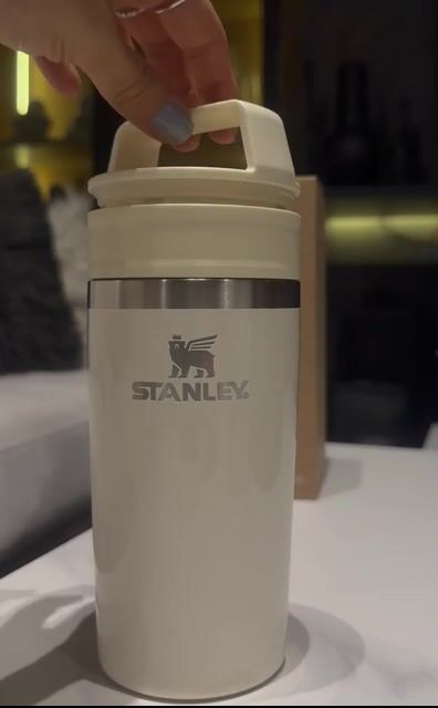 Video of VASO TÉRMICO - Café to go - TRAVEL MUG 354ml (SIN GRABADO)