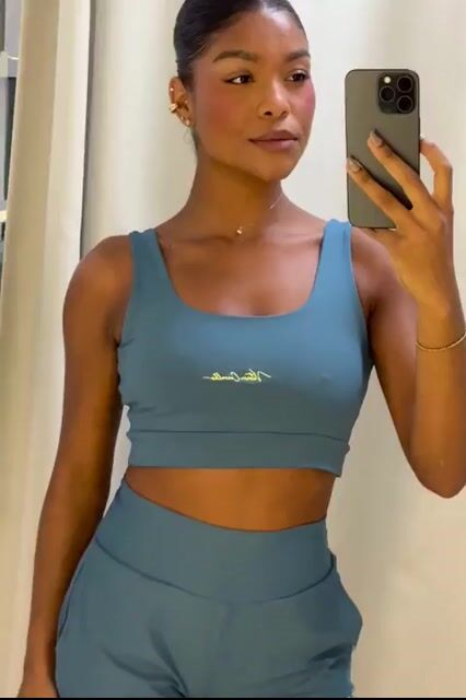 Vídeo de VITORIA CARVALHO MODA FITNESS