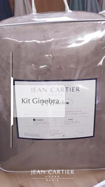 Video de Edredón Queen Size + Fundas Kit 3 Piezas Símil Piel y Flannel Fleece - Jean Cartier
