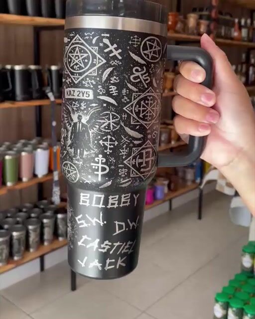 Vídeo de DJM Personalizados | Facas, Copos Térmicos e Brindes no Atacado
