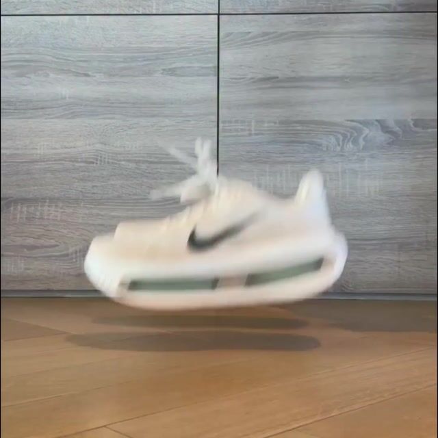 Vídeo de Tênis Nike Vomero Premium Pale Ivory Jade Horizon Masculino
