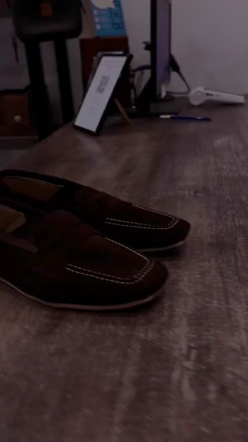 Video de SOLEMNIA SHOES