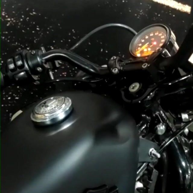 Video de ESCAPE BIG BOY 2X1 - SPORTSTER XL