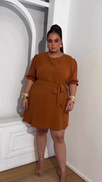 Vídeo de Macaquinho Léia Duna Plus Size