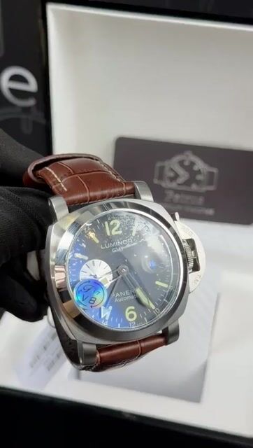 Video de Panerai Luminor GMT 47mm - Aço/Mostrador Preto - COURO