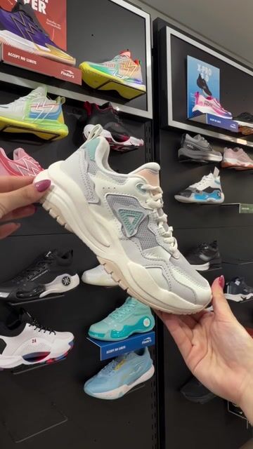 Video de ZAPATILLA TAICHI RUKAWA WHITE/KHAKI