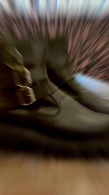 Video de SOLEMNIA SHOES