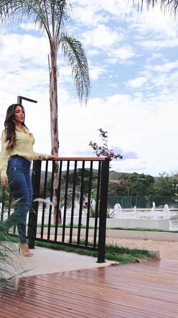 Vídeo de LUNAY'S JEANS