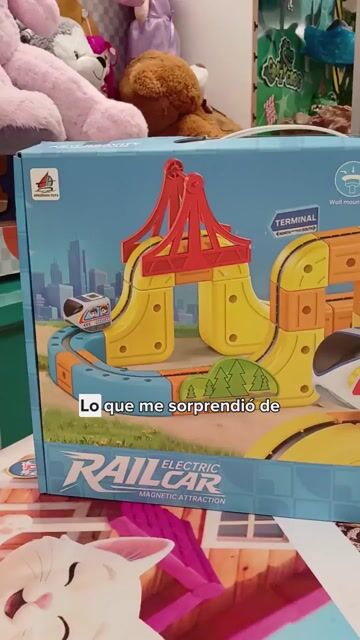 Video de Pista de Tren Magnética Encastrable Rail Car 80pzs Lets Play