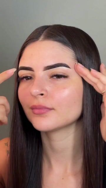 Video de Paleta de Sombras para Sobrancelha Ruby Rose