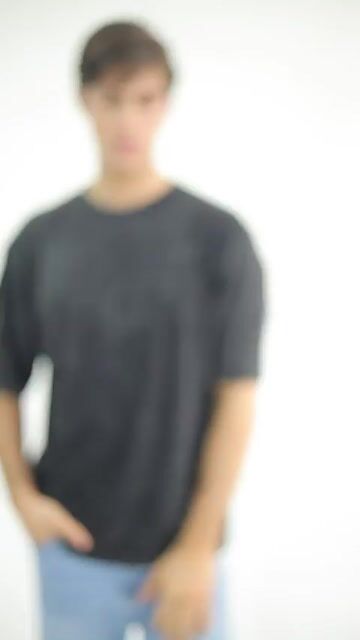 Video de Remera oversize Acid wash Enjoy negra