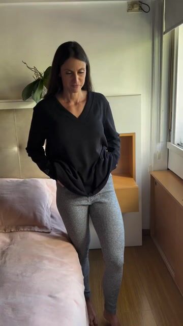 Video de PIJAMA M/LARGA BUZO Y CALZA EN LANILLA HOMELY (WO15242I24)