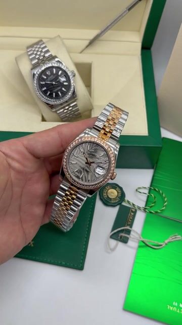 Video de Rolex Datejust - 40mm - Mostrador prata/ Bezel cravejado