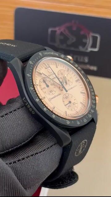 Video de Omega Speedmaster 40mm - RESINA/MOSTRADOR DOURADO - SILICONE