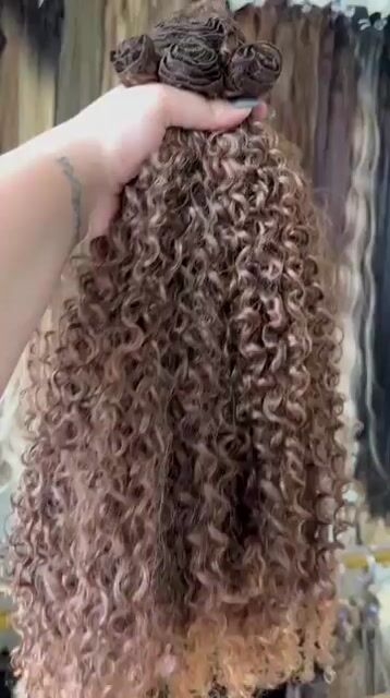 Vídeo de LURA CRESPO CHOCOLATE ILUMINADO
