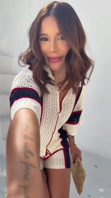 Video de Conjunto tricot shorts listra + blusa botões