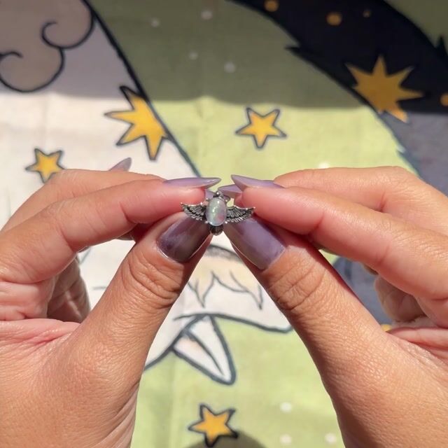 Video de Anel Brigite · Prata 925 · Aquamarine Natural · Design Águia · Estilo Boho