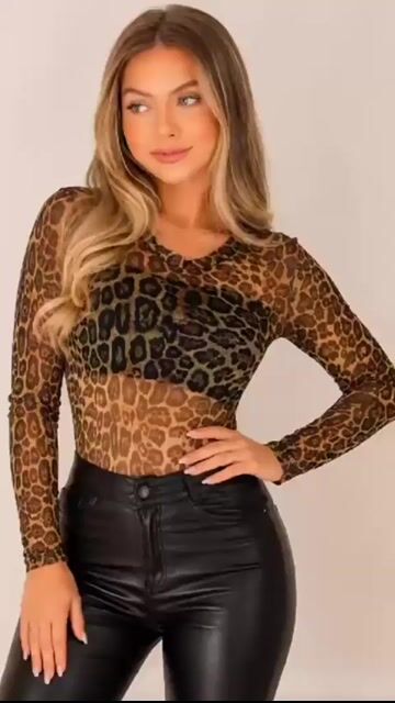 Video de Body Blusa Feminino Oncinha Transparente Manga Longa Animal Print